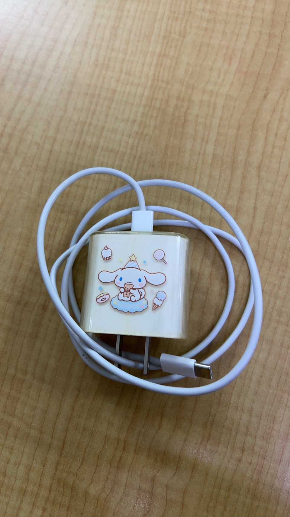 สายชาร์จ (Charging cable) 